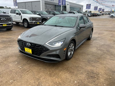 2022 Hyundai SONATA SEL