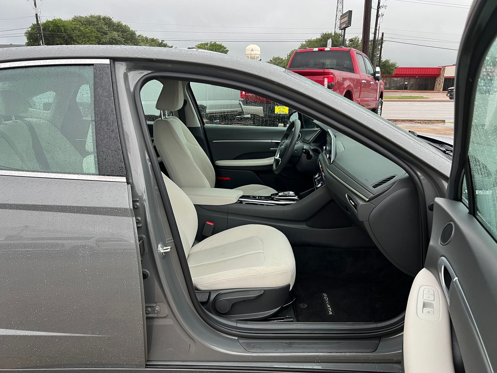 2022 Hyundai SONATA SEL