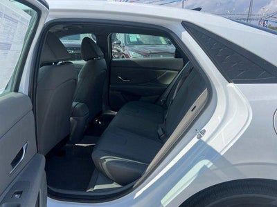 2026 Hyundai ELANTRA SE