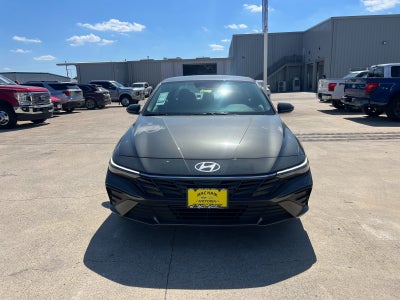 2025 Hyundai ELANTRA SEL Sport