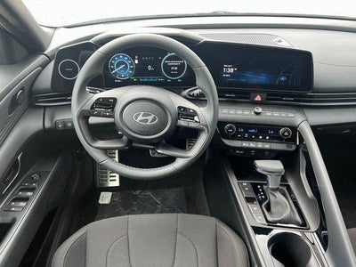 2025 Hyundai ELANTRA HYBRID SEL Sport