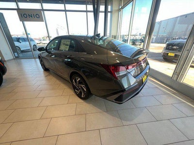 2026 Hyundai ELANTRA HYBRID Limited