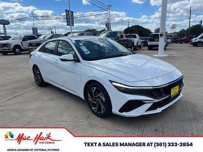 2025 Hyundai ELANTRA Limited