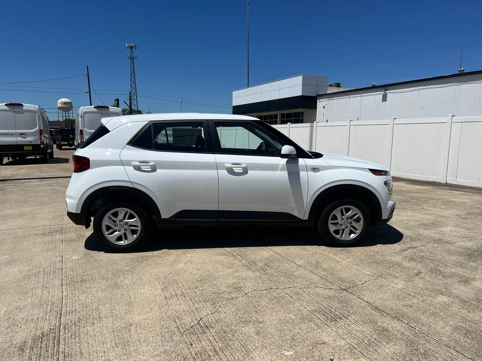 2026 Hyundai VENUE SE