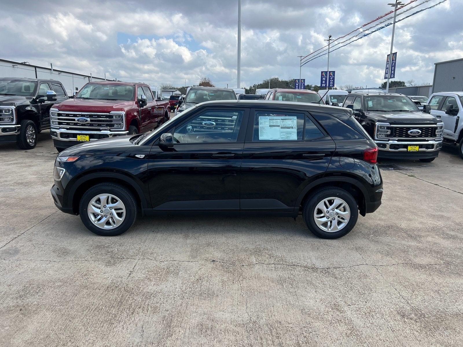 2026 Hyundai VENUE SE