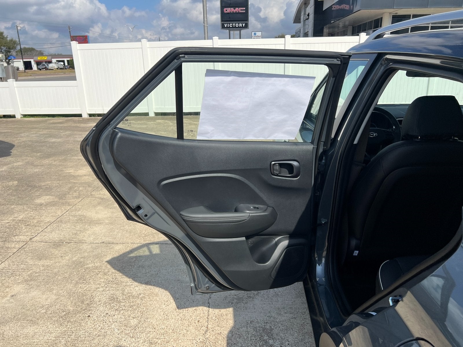 2026 Hyundai VENUE SEL W/Two-Tone Roof