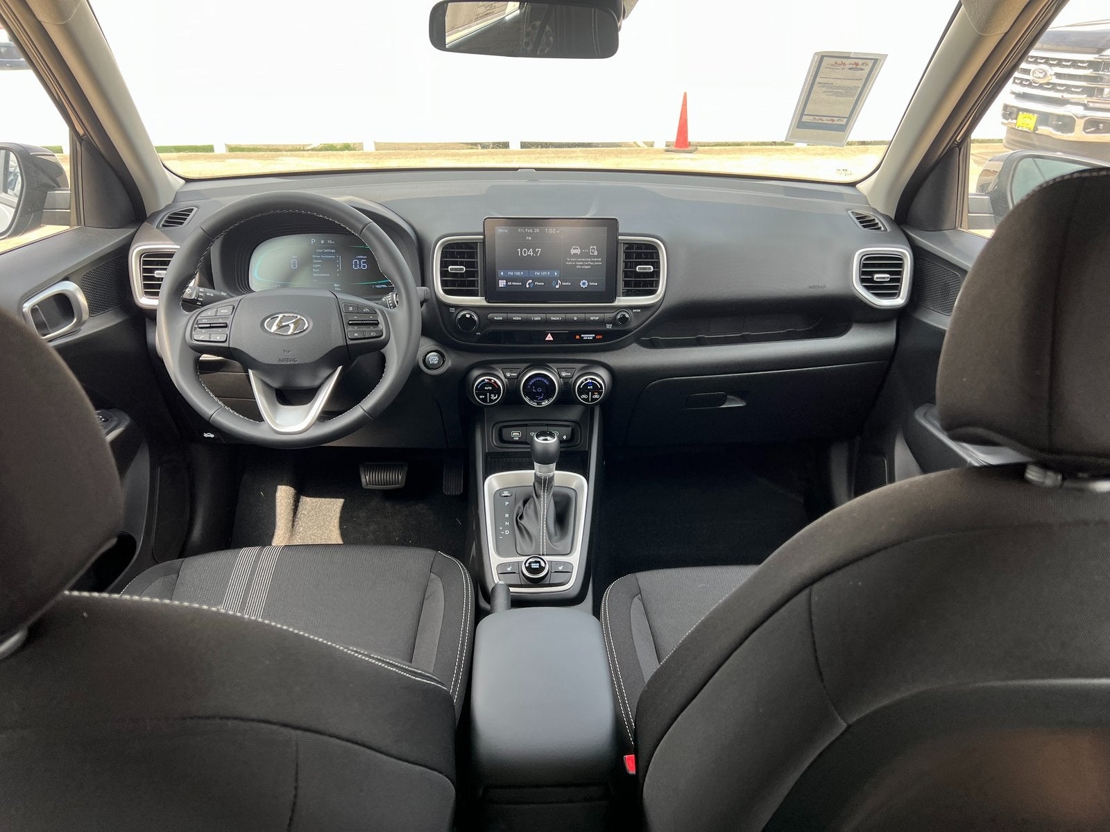 2026 Hyundai VENUE SEL