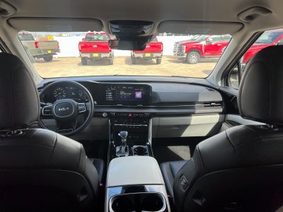 2024 Kia Carnival SX