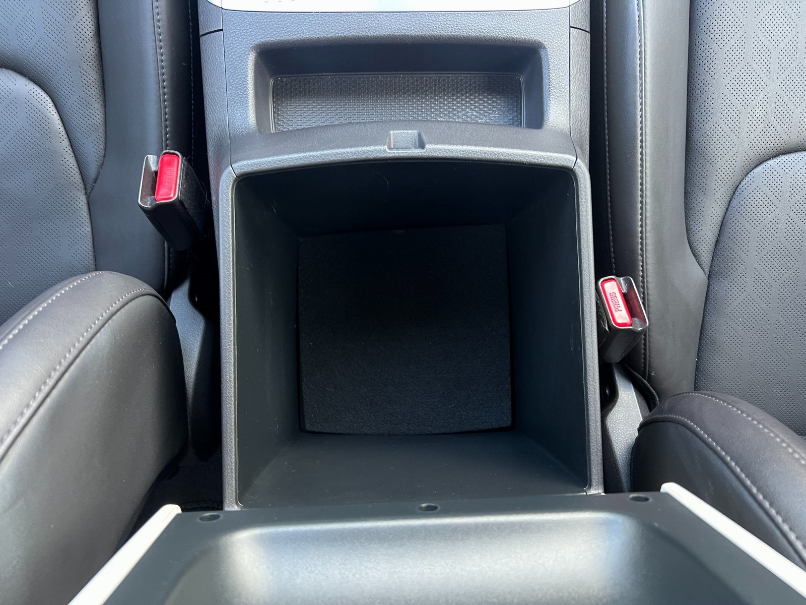 2024 Kia Carnival SX