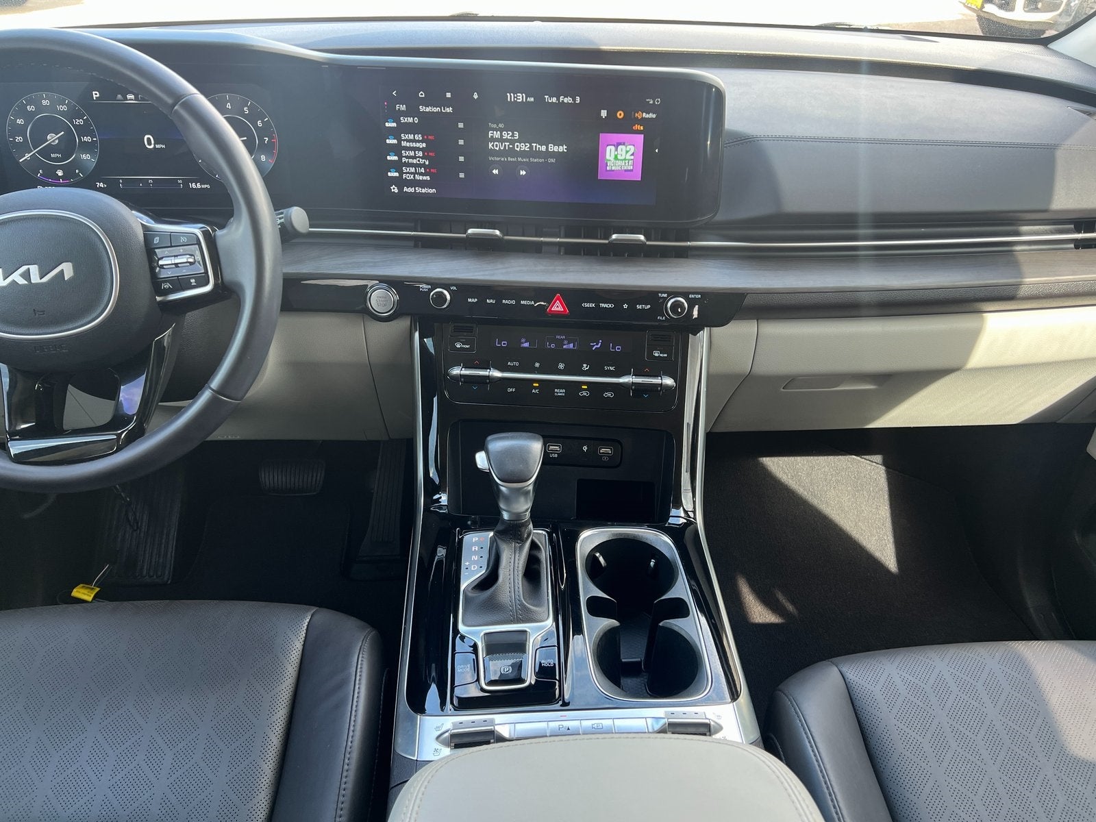 2024 Kia Carnival SX