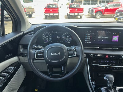 2024 Kia Carnival SX