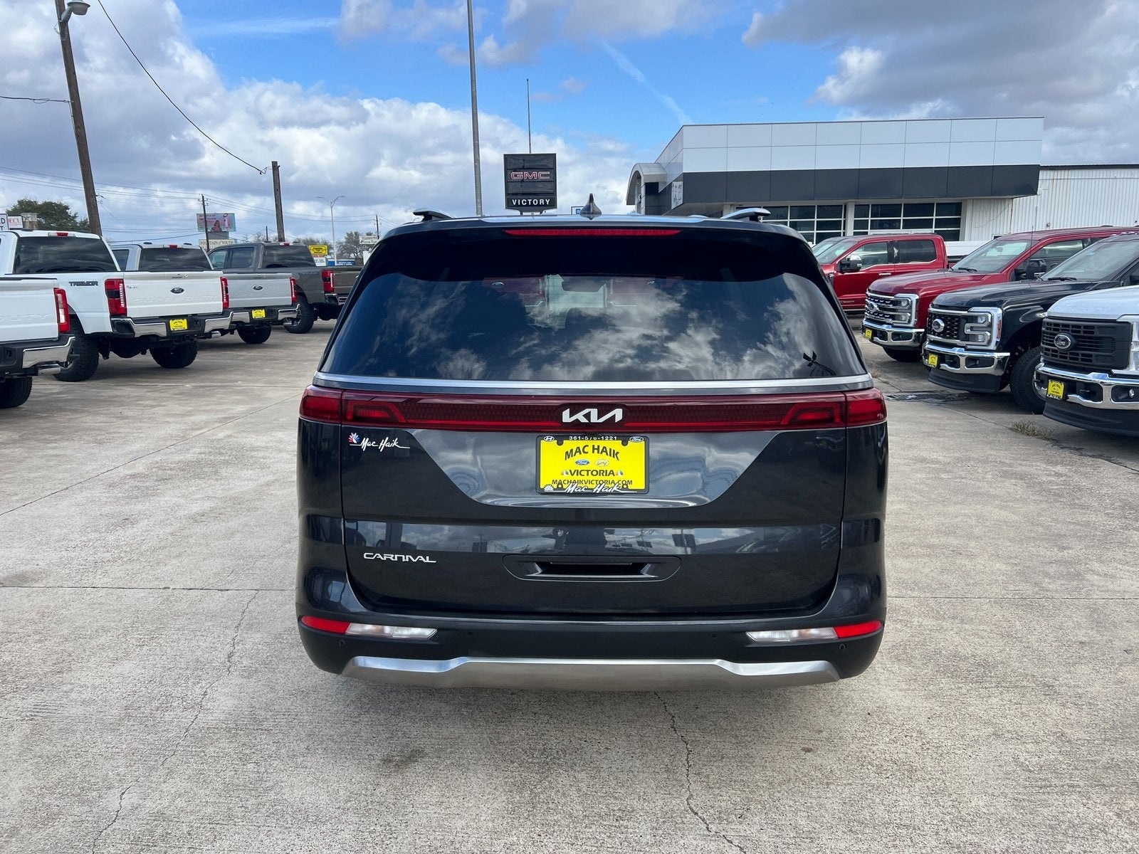 2024 Kia Carnival SX