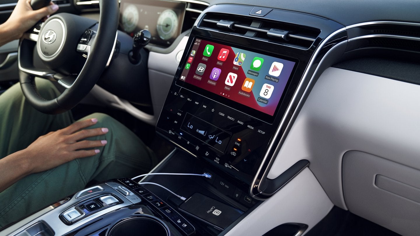 2022 Tucson Interior | Mac Haik Hyundai in Victoria TX